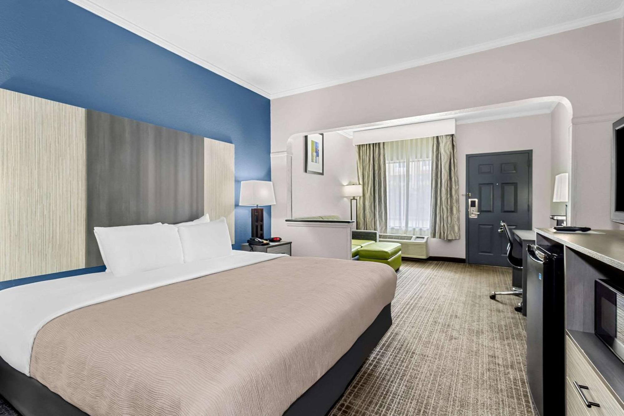 Quality Inn & Suites Florence Civic Center Exteriér fotografie