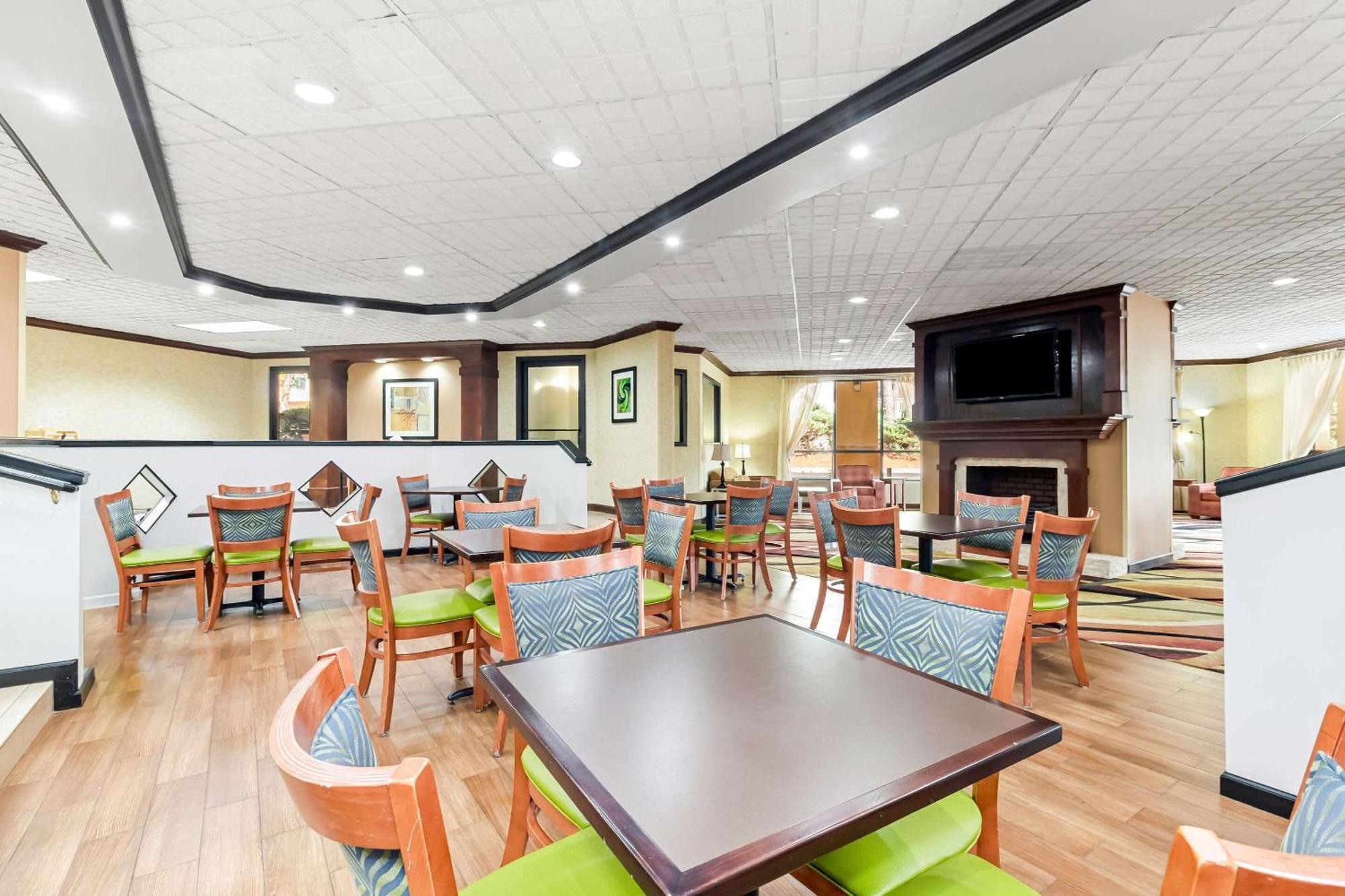 Quality Inn & Suites Florence Civic Center Exteriér fotografie