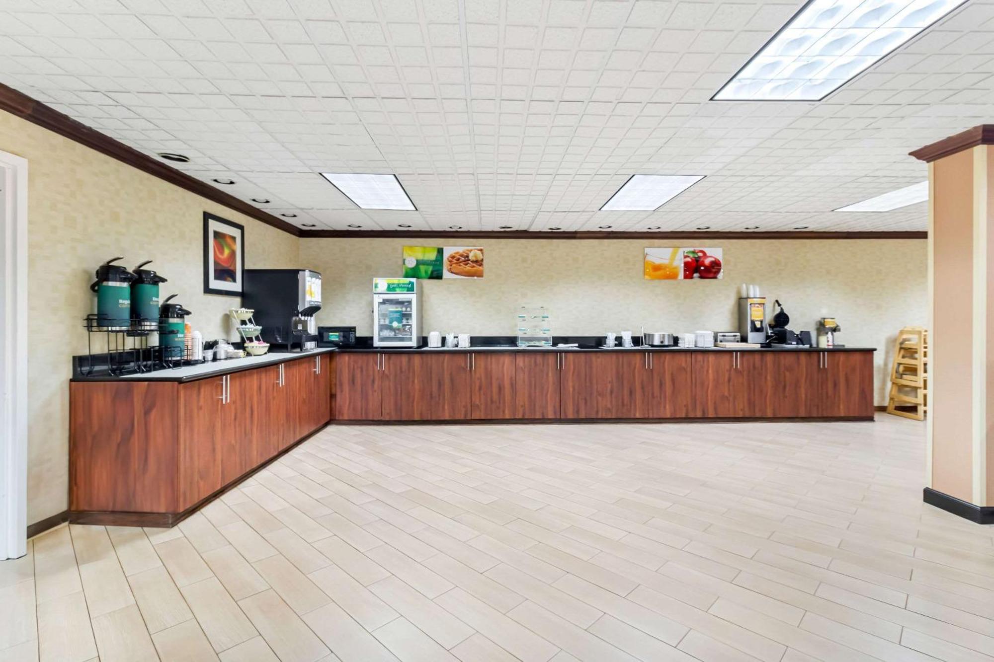 Quality Inn & Suites Florence Civic Center Exteriér fotografie