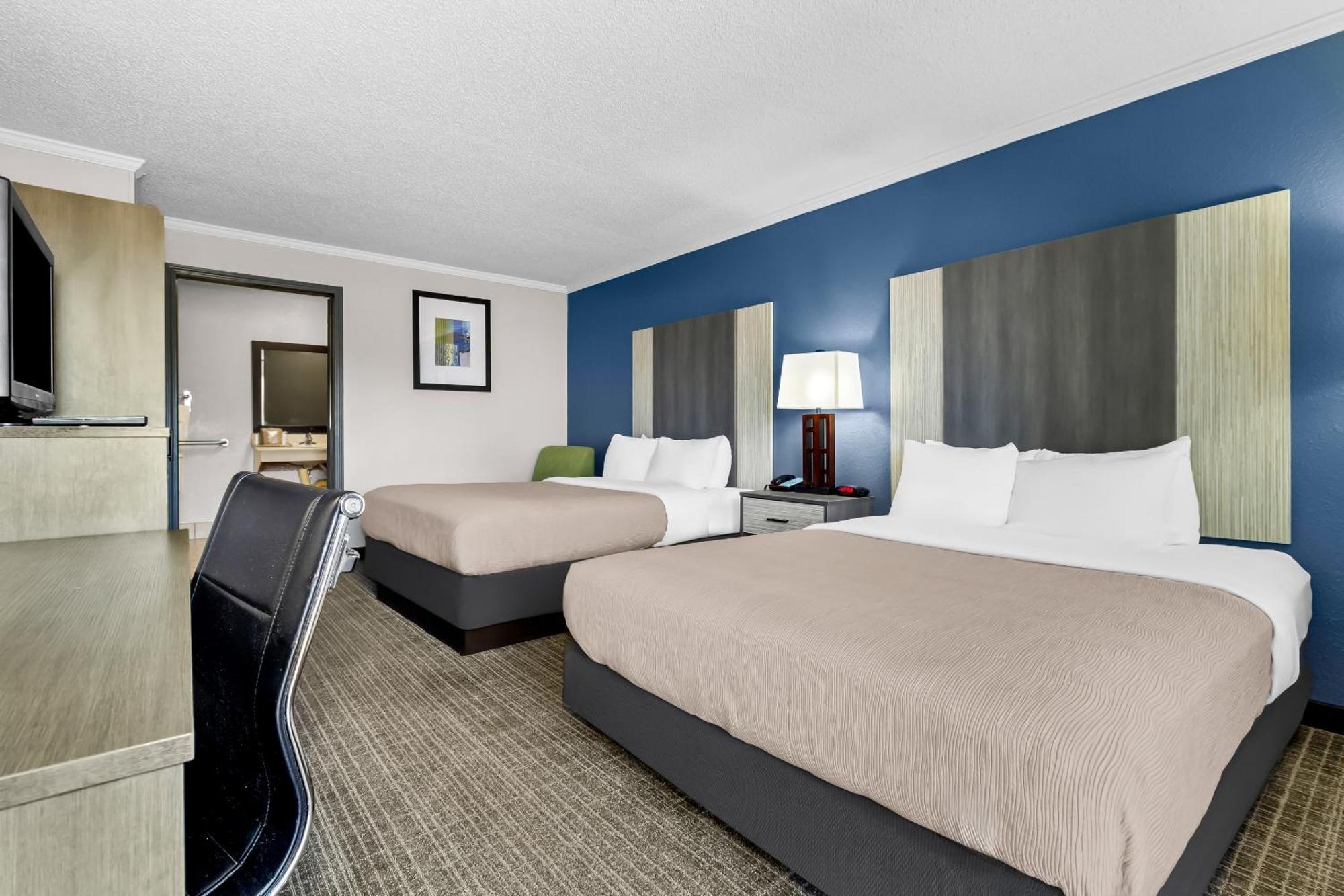 Quality Inn & Suites Florence Civic Center Exteriér fotografie