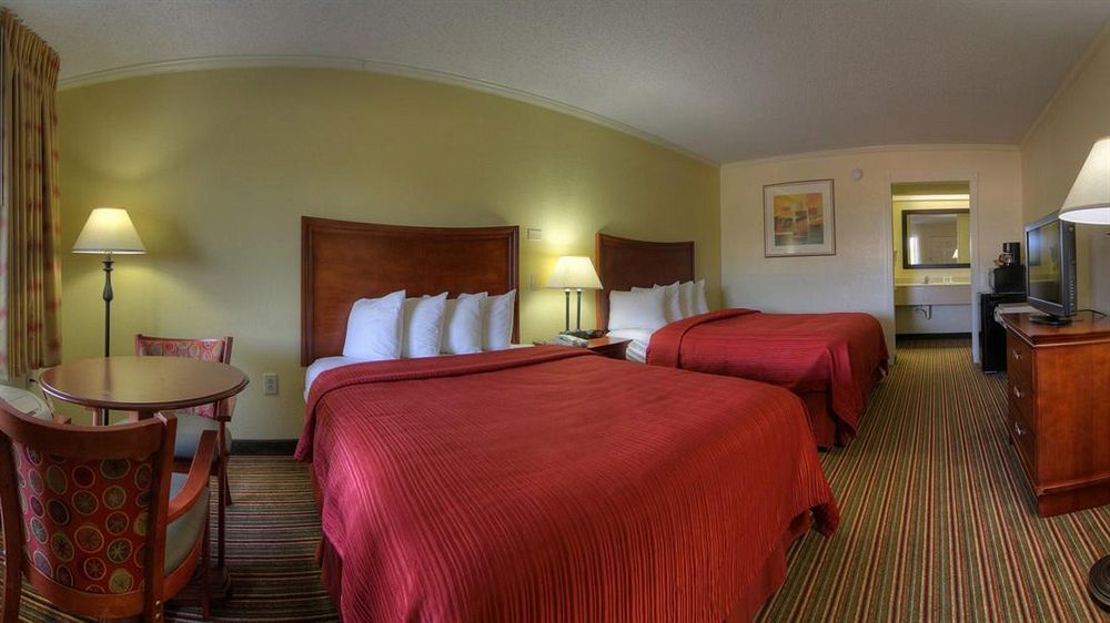 Quality Inn & Suites Florence Civic Center Exteriér fotografie