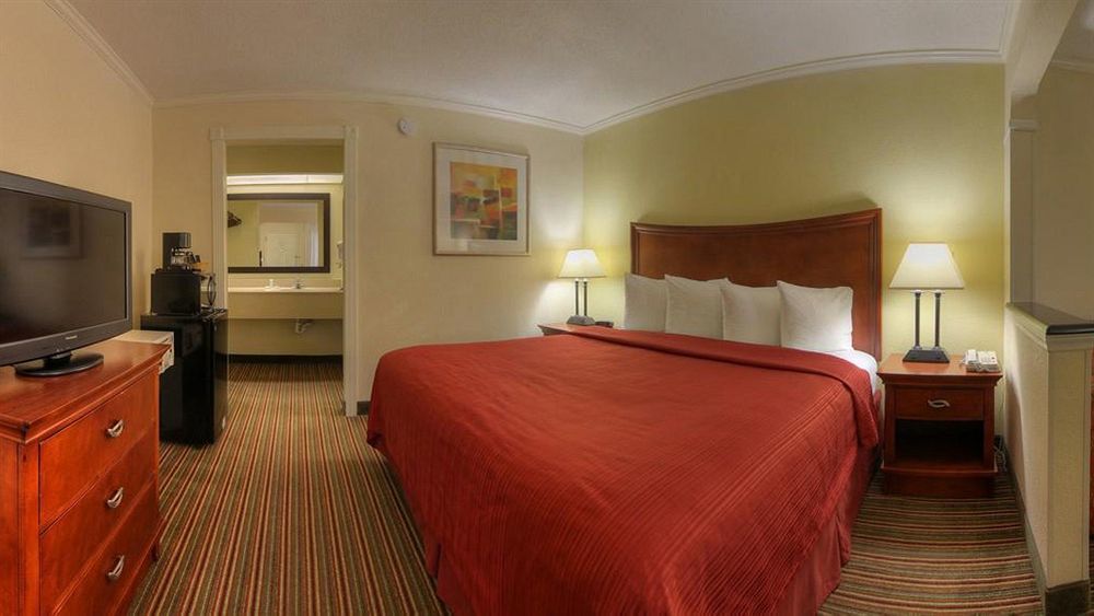 Quality Inn & Suites Florence Civic Center Exteriér fotografie