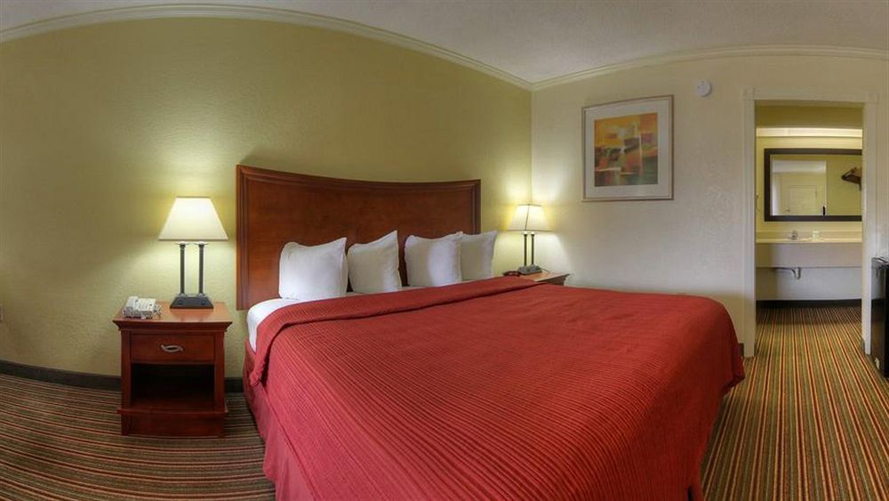 Quality Inn & Suites Florence Civic Center Exteriér fotografie