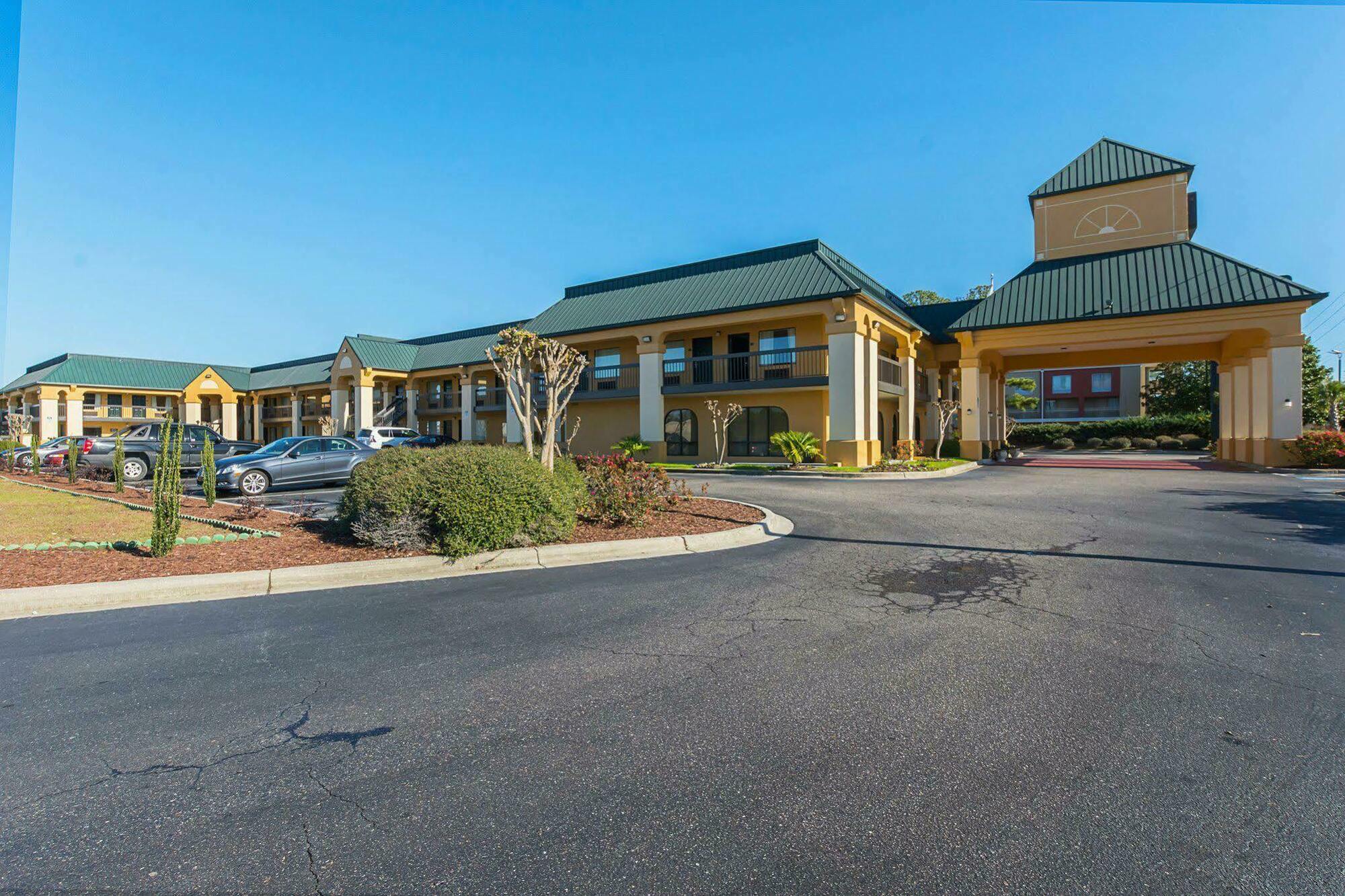 Quality Inn & Suites Florence Civic Center Exteriér fotografie